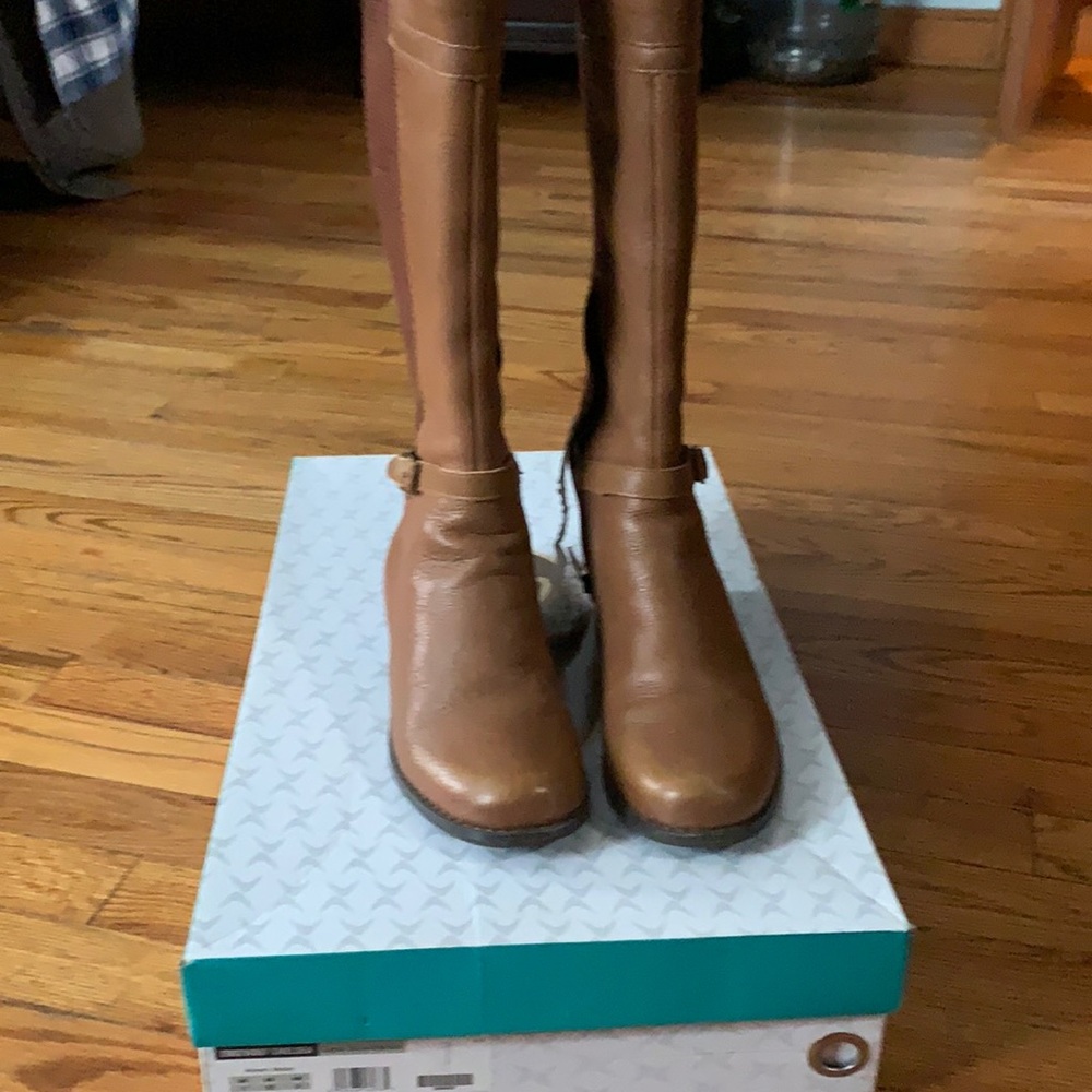 These are a great pair of boots for the fall,